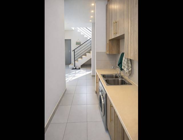 3 BEDROOM HOUSE FOR SALE IN PARKLANDS NORTH